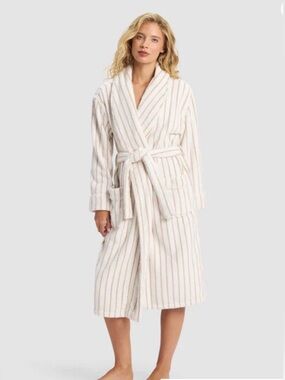 Cozy Earth Striped Luxe Bath Robe